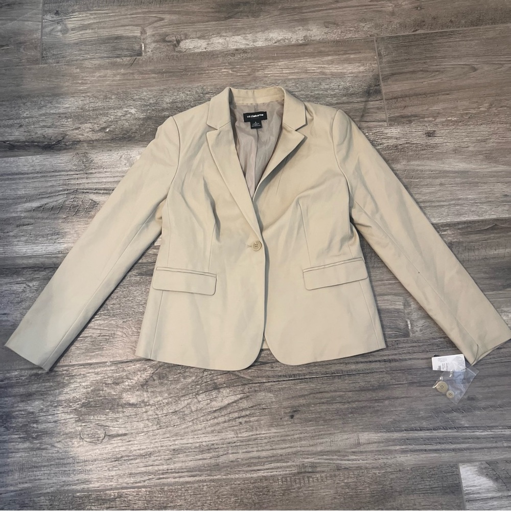 Liz Claiborne Career Khaki Tan Women's One Button Blazer - Size SMALL NWT #120